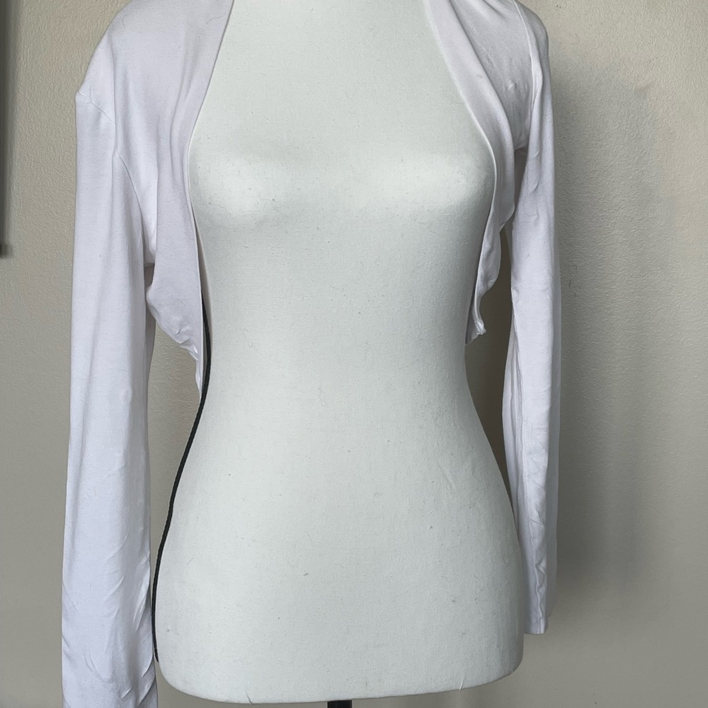 Cardigan shoulder cover